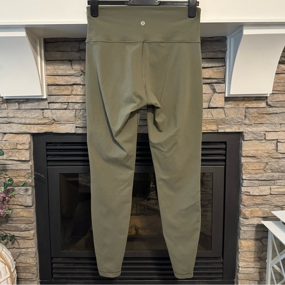 Lululemon Tech Mesh Wunder Under, Size 10. - Picture 3 of 7